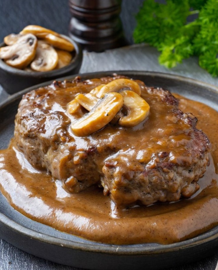 Homemade Beef Patties with Mushroom Gravy